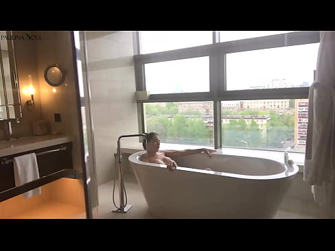 ❤️ Сјајна беба Страствено дрка своју мацу у купатилу ❤ Порно видео код нас ❤