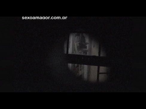 ❤️ Плавушу тајно снима воајер из комшилука скривен иза шупљих цигли ❤ Порно видео код нас ❤